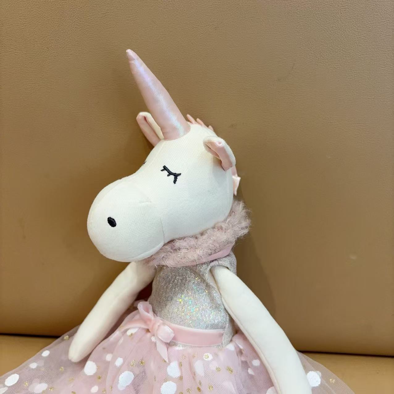 Плюшевая кукла-единорог розово – обзор и цена Unicorn Stuffed Toy